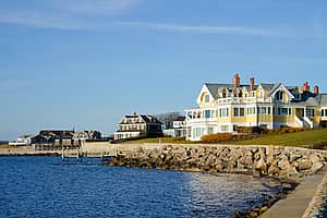 houses by the sea in Rhode Island